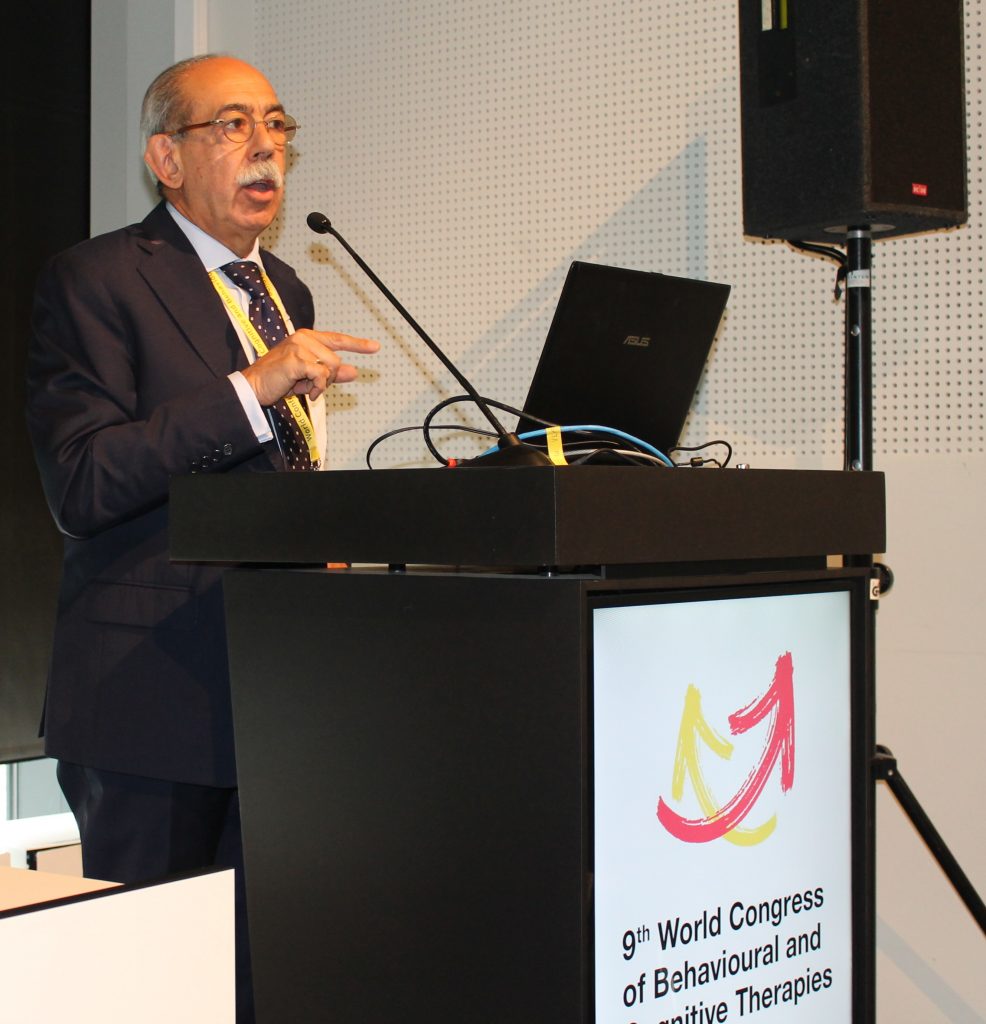 Foto Scrimali Web and Biosketch 986x1024